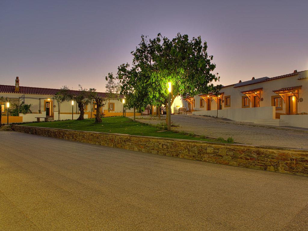 Villa Herdade Da Urgueira à Vale de Pousadas Extérieur photo